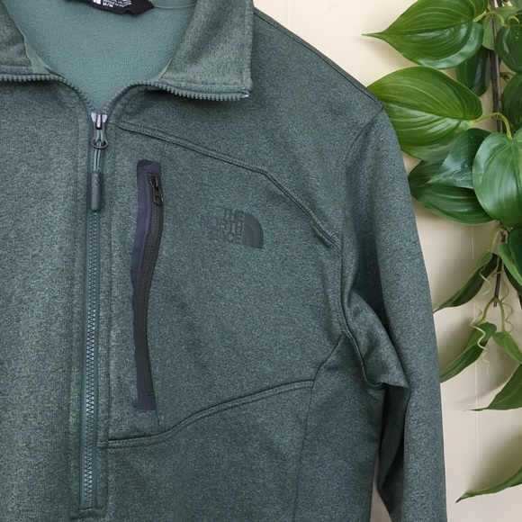 The North Face Men’s Gordon Lyon 1/4 Zip Fleece - Picture 3 of 8